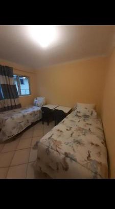 Pinetown Apartamento | Unit 52 Holzner Gardens
