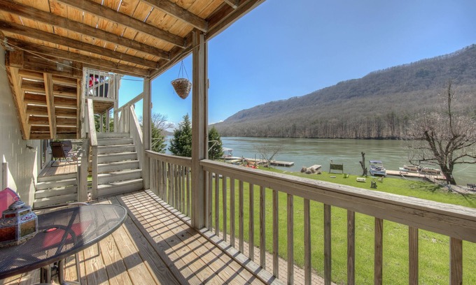 Chattanooga Condominio | Unidad C | River Gorge Condo - Kayak / Sup gratis 10 minutos del centro