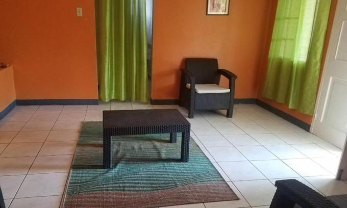 Montego Bay Casa | Unity Villa 3 bedroom with fans Wifi Parking