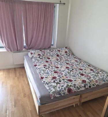 Orebro Apartamento | University House