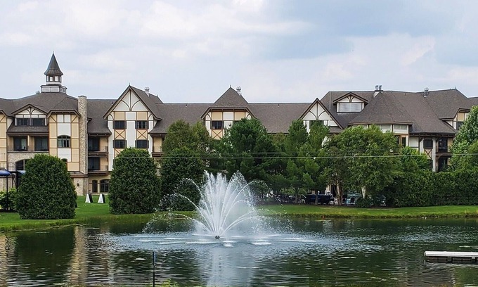Boyne Falls Complejo | Unleash Year-Round Adventure at Bluegreen Mountain Run at Boyne in Boyne -1 Bd.