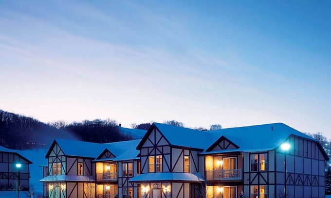 Boyne Falls Complejo | Unleash Year-Round Adventure at Bluegreen Mountain Run at Boyne in Boyne -1 Bd.