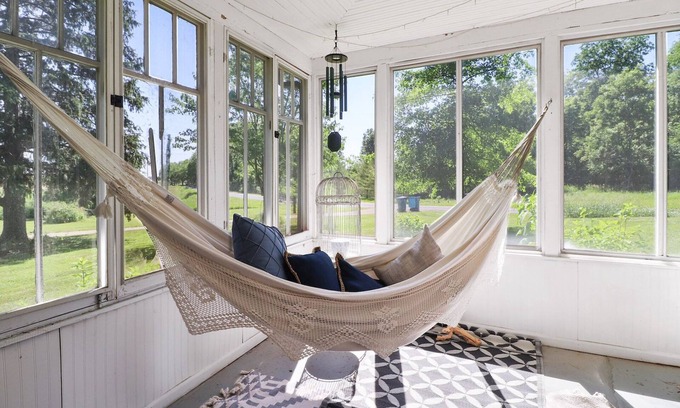 Three Oaks Casa | Unplug and Escape every day life at The Mill House in Three Oaks
