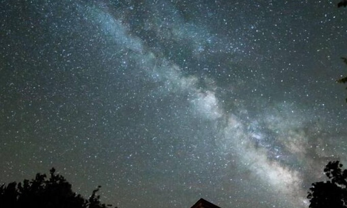 Canada de los Alamos Casa | Cielos nocturnos inigualables y aire fresco de montaña en un pueblo tradicional