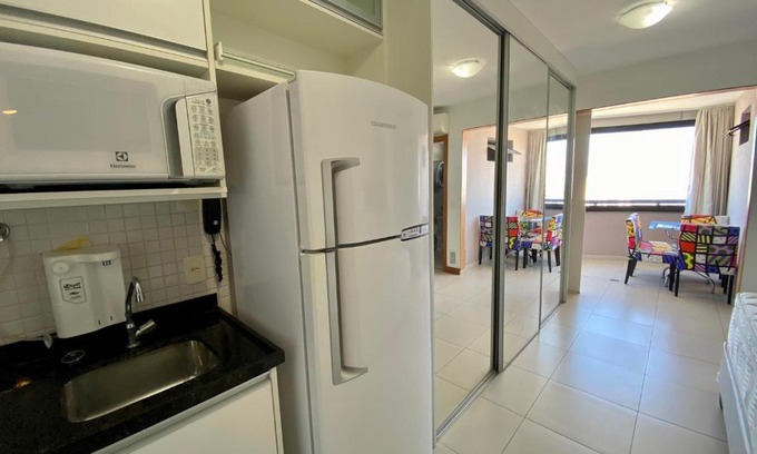 Caminho das Arvores Apartamento | UNU 1906A-Caminho das Árvores: Wi-Fi, Piscina, e+