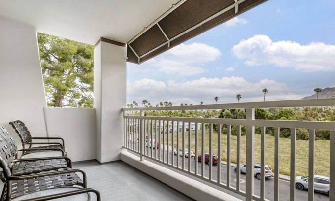 Canyon Corridor Complejo | Unwind & Explore | Your Relaxing Retreat! 2 Spacious 2BR Suites w/ Living Area