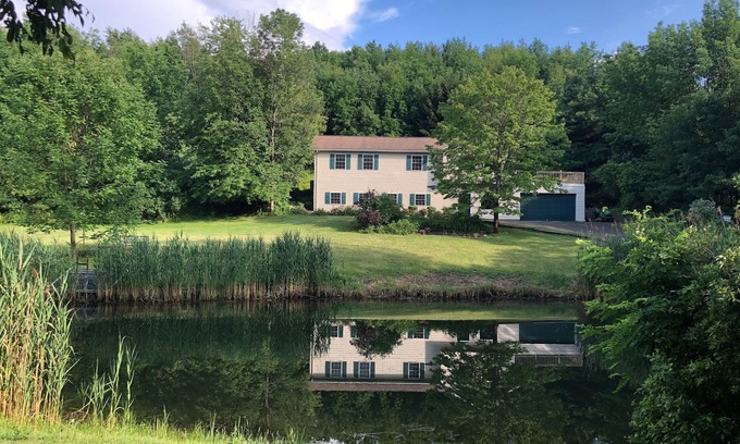 Bloomfield Casa | Unwind in Bristol, NY