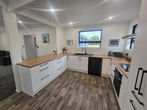 Trentham Casa | Unwind in Comfort and Style