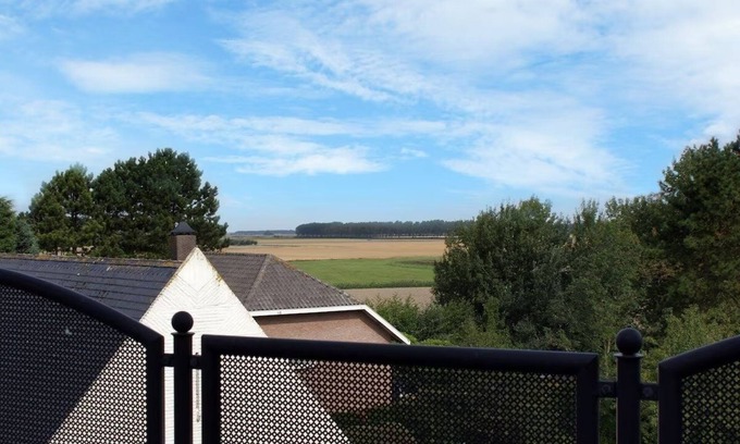 Sluis Casa | Unwind in Room Near Scenic Het Zwin for Adventure Lovers - 4 Units