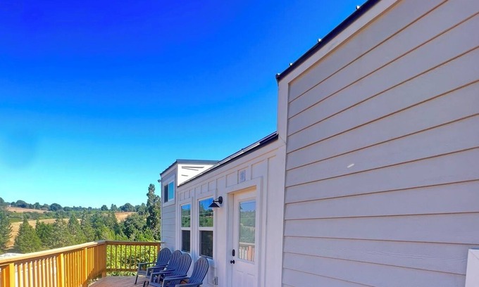 Fair Play Cabaña | Unwind in Wine Country: Winery Retreat with Two Loft Bedrooms