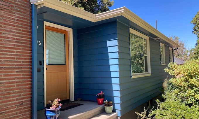 Amazon Casa | UO/Hayward Field 4-Bed 2 Bath Home w Guest Suite