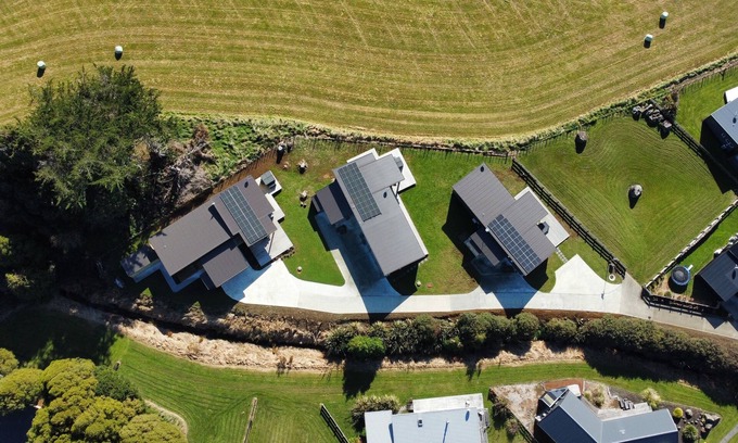 Ohakune Casa | Up to 24 people, 10 bedrooms, 4 bathrooms, 2 kitchens