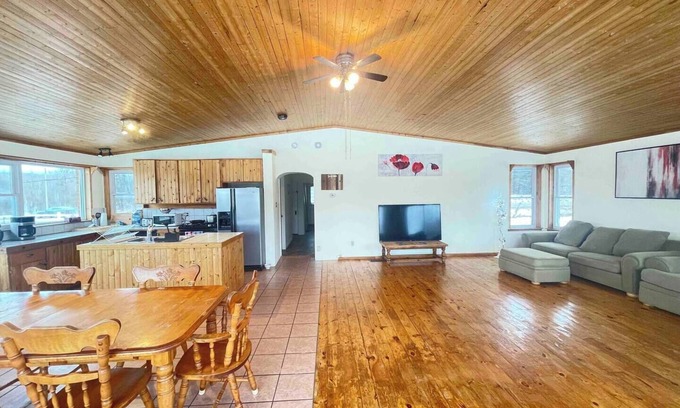 Victoria Harbour Casa | Up to 40% SALE Near-Skiing-Mount Gorgeous Cottage