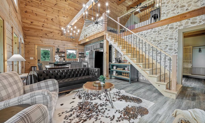 Mentone Cabina | Updated Brow View Cabin with Hot Tub/Fire Pit/Arcade in Mentone