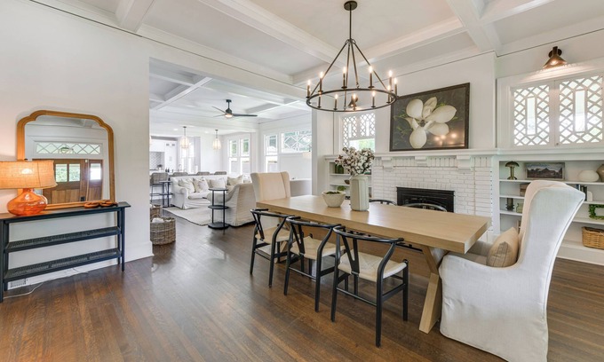 Columbus Casa | Updated Columbus Home < 3 Mi to Downtown!