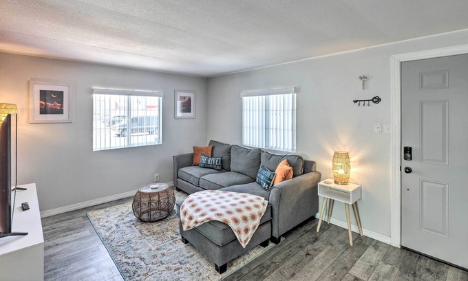 Holiday Shores Casa | Updated Escape w/ Game Room 1 Block to River!