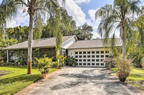 San Carlos Park Casa | Updated Fort Myers Escape with Screened Lanai!