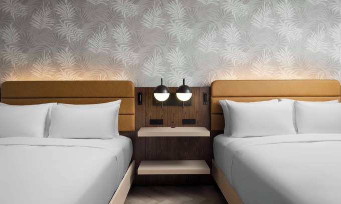 Los Angeles Hotel | Updated Guest Rooms Offer Comfort and Style | Near LAX w/ Shuttle, Gym & Pool!