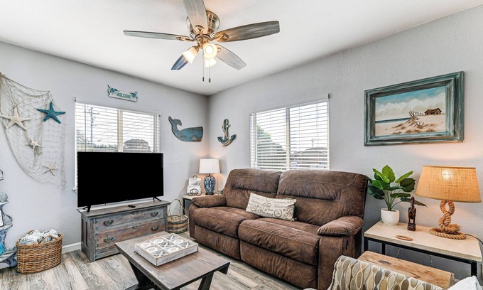Crescent City North Casa | Updated Home 2 Mi to Beach in Crescent City!