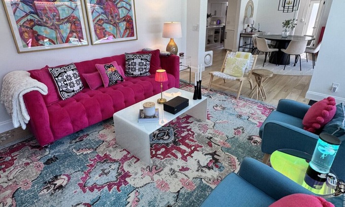South Palm Park Neighborhood Association Apartamento | Family friendly house with heated pool 5 min to beach