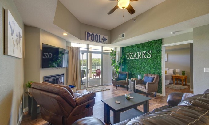 Osage Beach Apartamento | Updated Lakefront Condo and Patio and Pool Access
