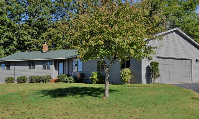 Thompsonville Casa | Crystal Bear Escape en la propiedad Crystal Mountain. Renovado. 5/5 clasificado. LLC