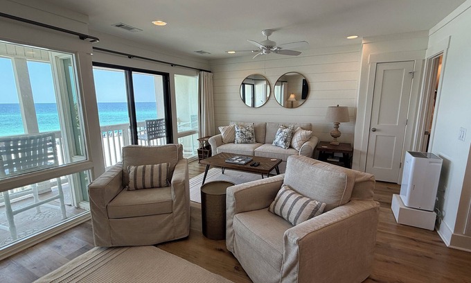 Fort Bay Condominio | Updated Latitude 29 #34 Beachfront w/Pool, Hot Tub & Grills! Free Golf & Tix!