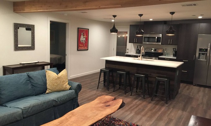Yacht Harbor Casa | Bungalow Modern Lake Travis actualizado con acceso al lago