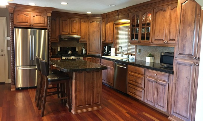 Happy Valley Casa | ACTUALIZADO: Mtn Top 4br de lujo con sauna, jacuzzi, vistas Mtn