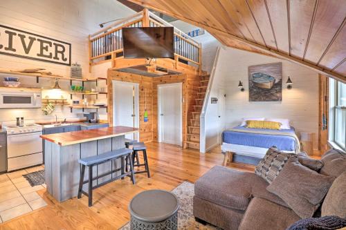 Mountain View Apartamento | Updated Mtn View Studio with Loft - Near River!