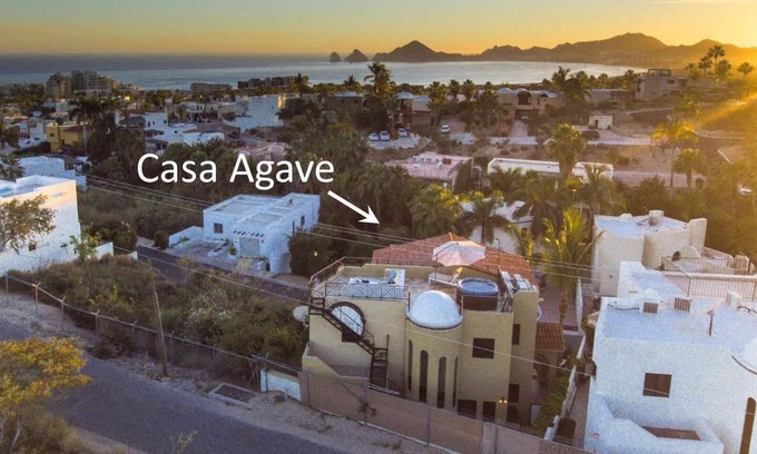 Cabo Bello Casa | 2015-Recientemente renovado y decorado- 5 ***** LUJOSA Villa con vista al mar
