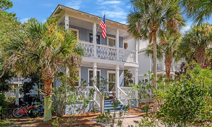 Seacrest Beach Casa | Updated Seacrest Beach beauty! 4 bikes included