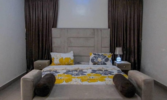 Ife Apartamento | UPGATES ENTERPRISE -HOMES & SUITES
