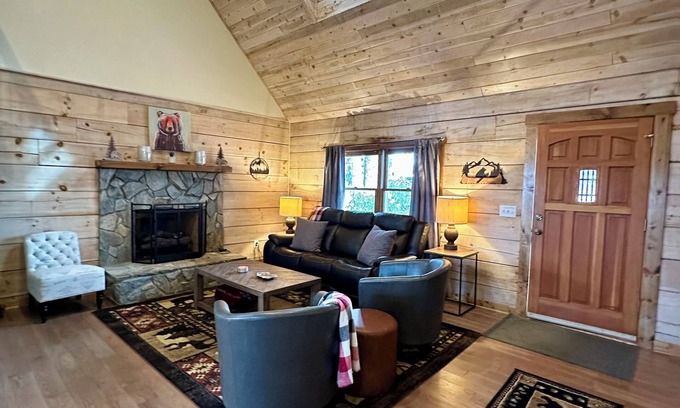 Boone Cabina | Disponible para el 4 de julio: cabina cerca de Tweetsie RR, Blowing Rock, Boone y App State