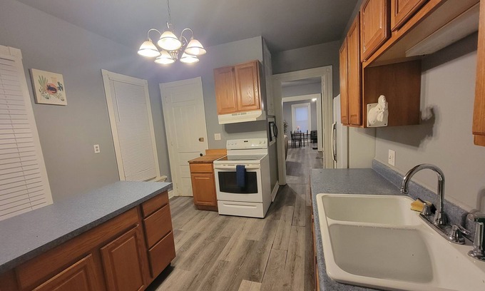 Dayton Casa | Upgraded 3Bed in Philadelphia