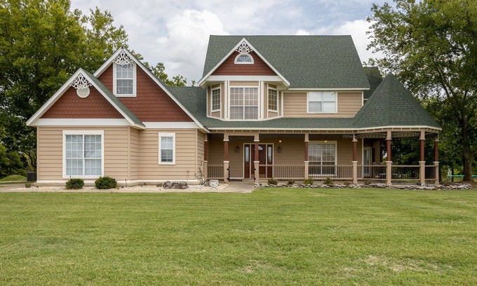 Claremore Casa | Upland Hills Manor In Beautiful Country Setting!