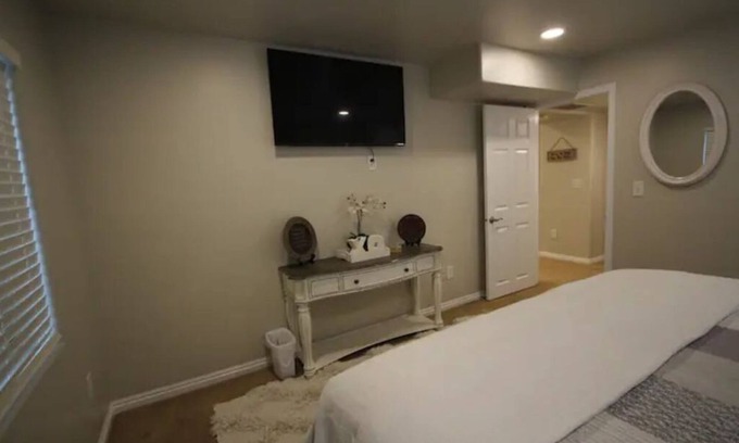West Jordan Casa | Upscale 2-bedroom with onsite parking.