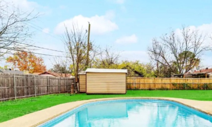 North Richland Hills Casa | Upscale 3BR/2B Cozy Home with Pool & Grill