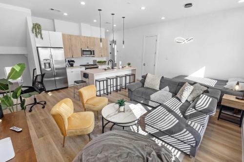 OST - South Union Casa | Upscale 3BR Crib Sleeps 12 Garage Gym Access