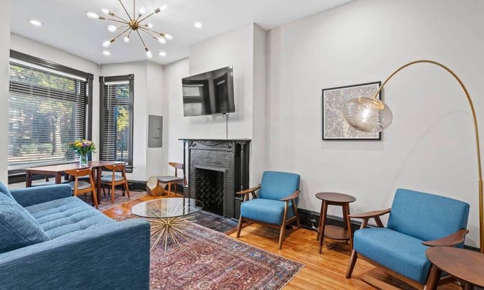 Shaw Apartamento | Luxury 5BR Townhouse | Heart of DC | Private Patio