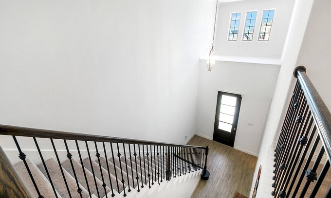 Katy Casa | Upscale 5BR Katy Home, Sleeps 10 w/ Space & Style!