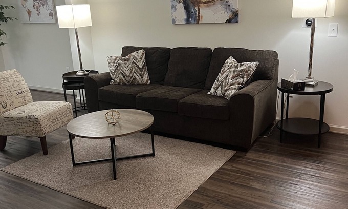 Duluth Apartamento | Upscale Apartment w/ Pool, Near Restaurants, Hospital, Malls, Interstate & Arena