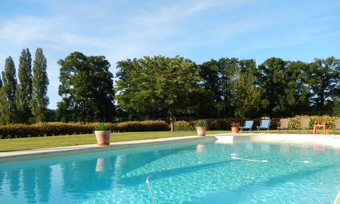 Tuffe Val de la Cheronne Cabaña | Cabaña de lujo en Sarthe, piscina, ("5 Epis" Gîtes de France) 8 personas