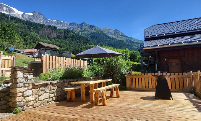 Les Contamines-Montjoie Chalet De Esquí | high-end chalet with sauna & jacuzzi 135m2 ground floor village center