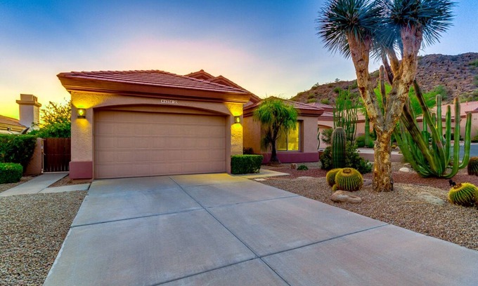 Red Mountain Ranch Casa | Nuevo listado! Casa de lujo con piscina privada climatizada y un increíble patio