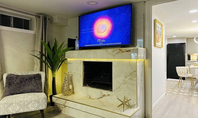 South Weymouth Casa | Upscale luxury, 20 min to Historic Bostons N.End 30 min to Cape Cod.