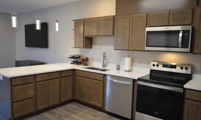 Westside Apartamento | Upscale Modern Apt 202 in the heart of Missoula