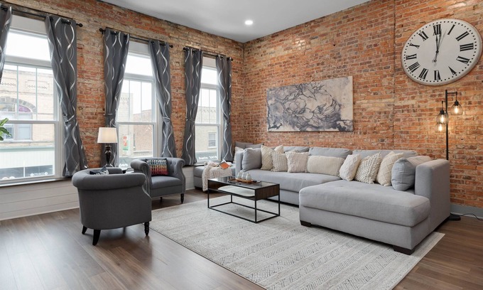 Millersburg Apartamento | Upscale Private Getaway Kitchen & Soaking Bath