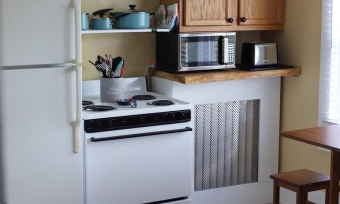 Alderson Apartamento | Upstairs Apartment 2 blocks from Greenbrier River.