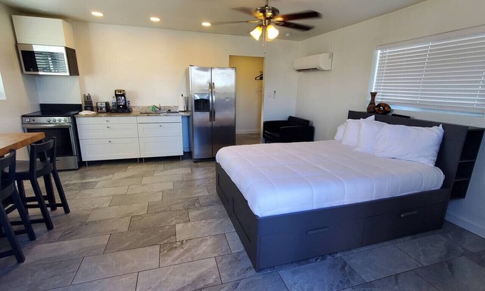 Coronado Apartamento | Coronado upstairs studio